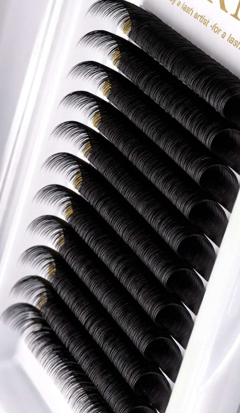 Velvet Russian Lash Tray 0.3